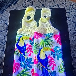 PAIR OF HAND-MADE NITTED TOWELS